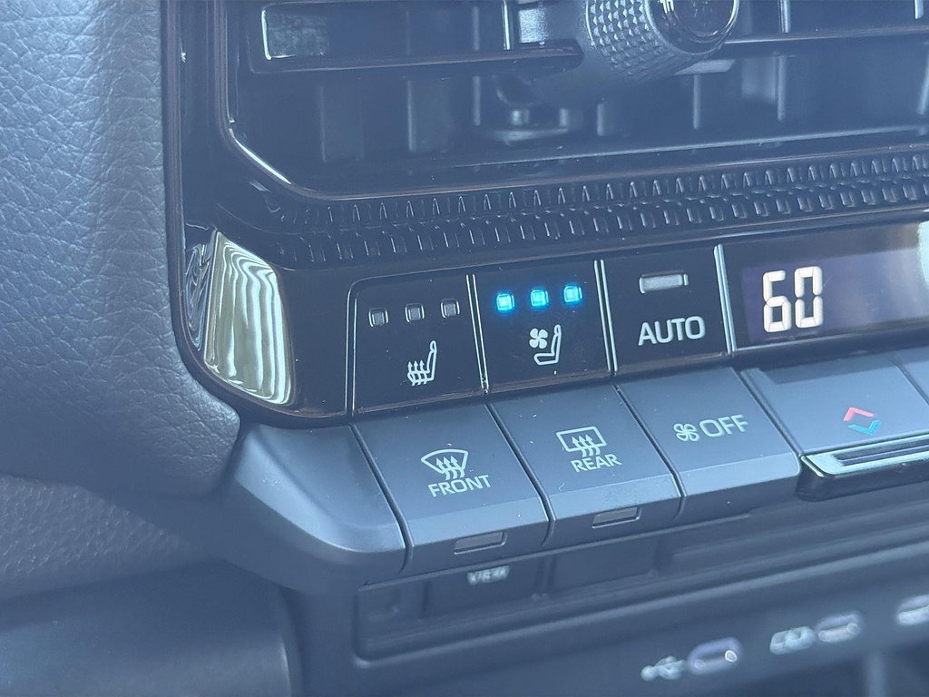 Used 2025 Toyota Land Cruiser AWD/4WD image 18