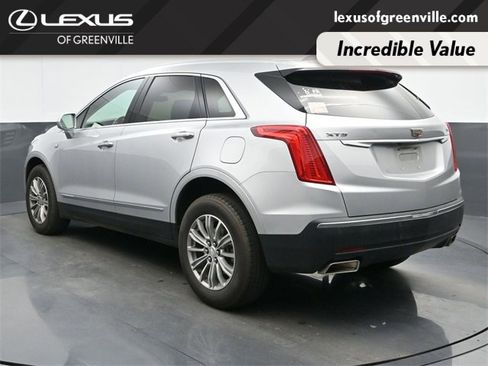 Used 2017 Cadillac XT5 Luxury w/ Driver Awareness Package image 6