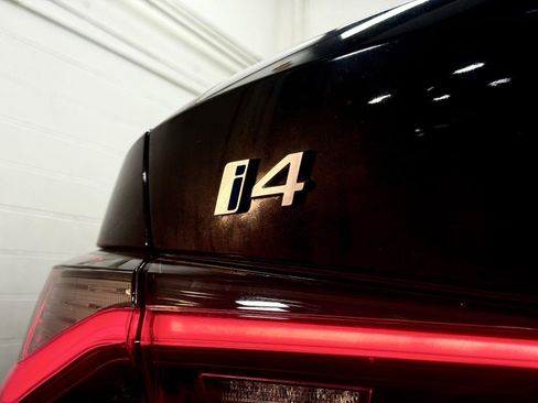 Used 2023 BMW i4 eDrive35 RWD image 6