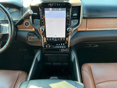 Used 2023 RAM 3500 Limited image 20