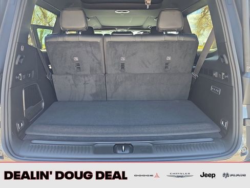 New 2026 Jeep Grand Wagoneer Limited AWD/4WD image 23