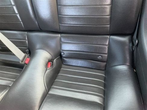 Used 2009 Ford Mustang GT image 27