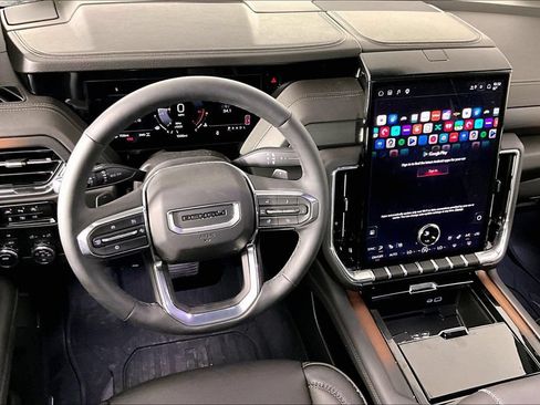 Certified 2026 GMC Yukon Denali w/ Sun & Power Step Package AWD/4WD image 3