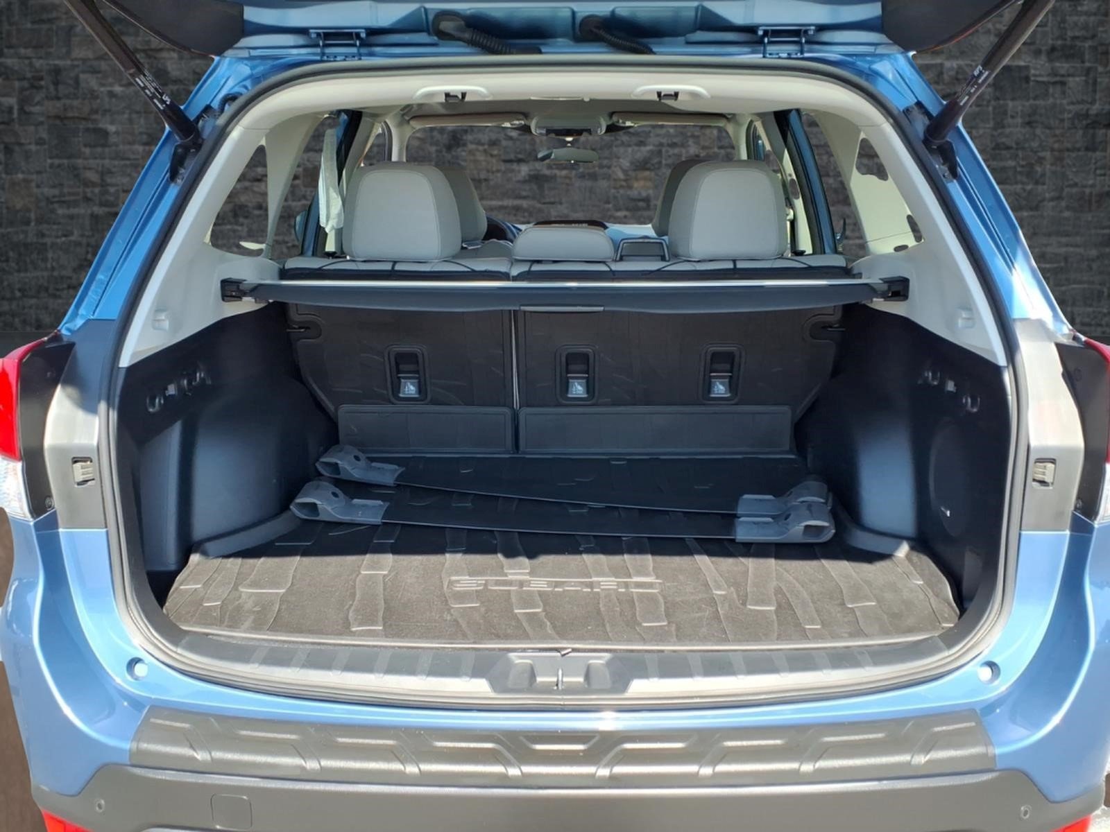 Used 2022 Subaru Forester Limited AWD/4WD image 24