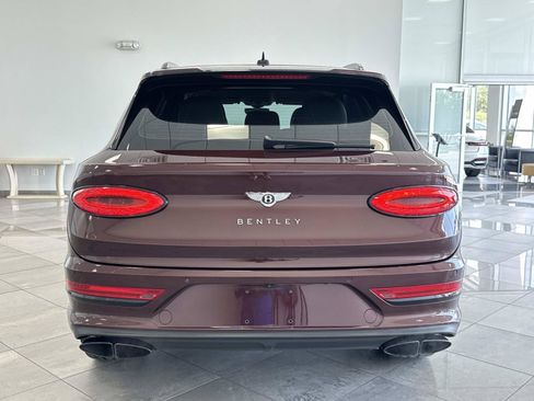 Used 2023 Bentley Bentayga Extended Wheelbase AWD/4WD image 26