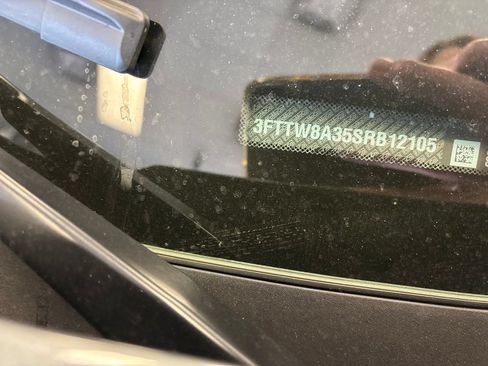 Used 2025 Ford Maverick XL FWD image 3