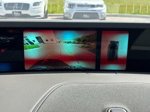 Used 2024 Lincoln Nautilus Reserve w/ Equipment Group 202A AWD/4WD image 19