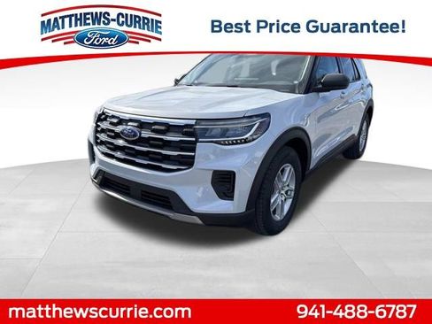 New 2026 Ford Explorer Active RWD image 9