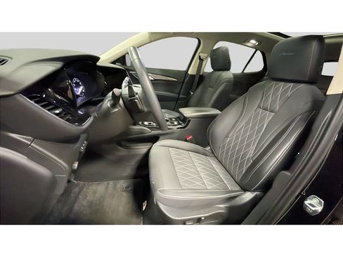 Used 2023 Buick Envision Avenir AWD/4WD image 11