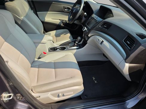 Used 2018 Acura ILX FWD image 29