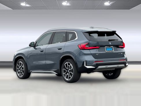 New 2026 BMW X1 xDrive28i w/ Technology Package image 3