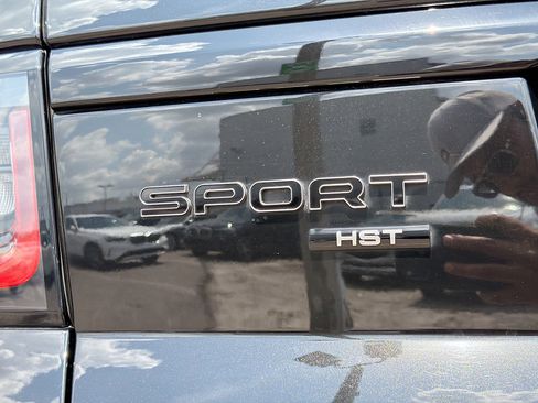 Used 2022 Land Rover Range Rover Sport HST image 11
