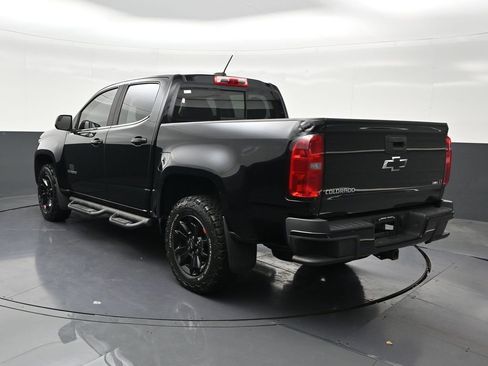 Used 2018 Chevrolet Colorado LT w/ LT Convenience Package RWD image 3