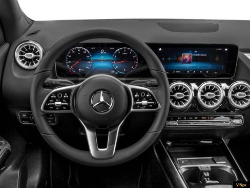 Used 2023 Mercedes-Benz GLA 250 image 7