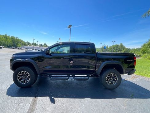 Certified 2024 Chevrolet Colorado ZR2 w/ Technology Package AWD/4WD image 6