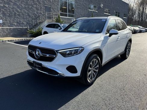 Used 2025 Mercedes-Benz GLC 300 4MATIC image 7