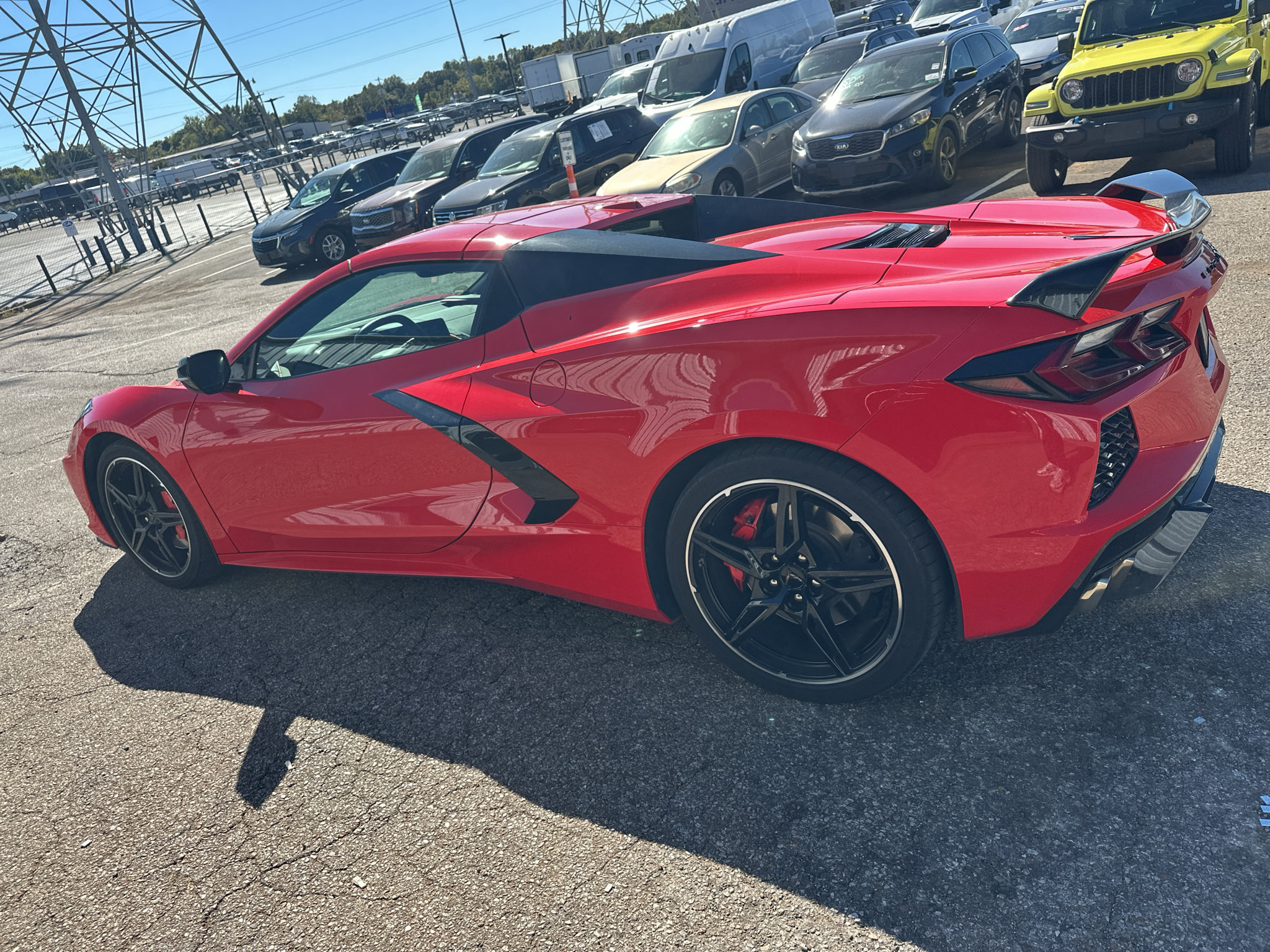 Used 2021 Chevrolet Corvette Stingray Preferred Conv w/ Z51 Performance Package RWD image 3