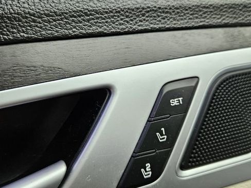 Used 2016 Hyundai Genesis 3.8 w/ Option Group 04 image 27