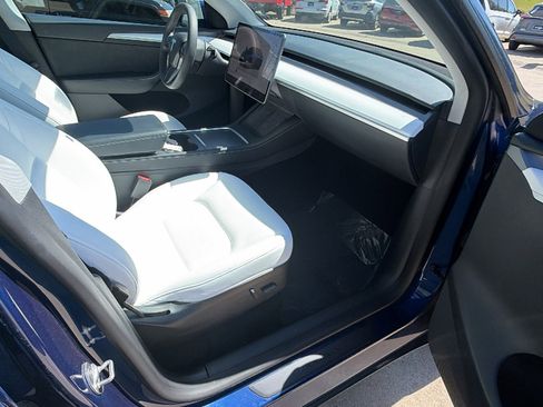 Used 2023 Tesla Model Y Long Range image 20
