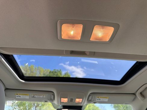 Used 2018 MAZDA CX-5 Touring w/ Preferred Equipment Package image 19