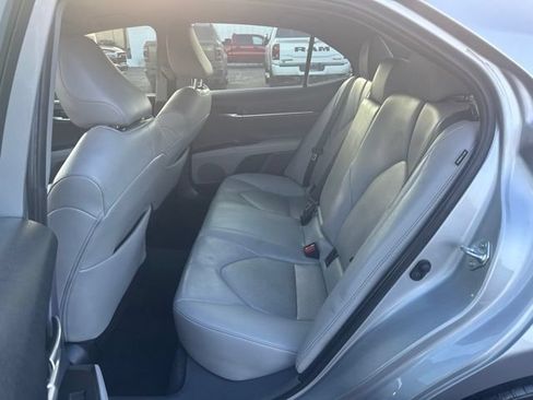 Used 2023 Toyota Camry XLE FWD image 11