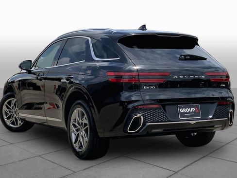 Used 2025 Genesis GV70 2.5T AWD/4WD image 12