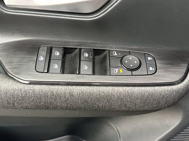 Certified 2025 Nissan Kicks SV AWD/4WD image 21