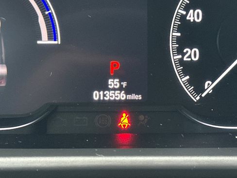 Used 2019 Honda Accord Touring image 29