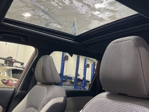 Certified 2025 Subaru Forester Premium image 17