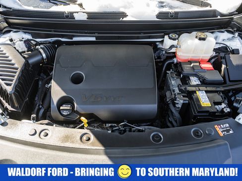 Used 2023 Buick Enclave Essence image 20