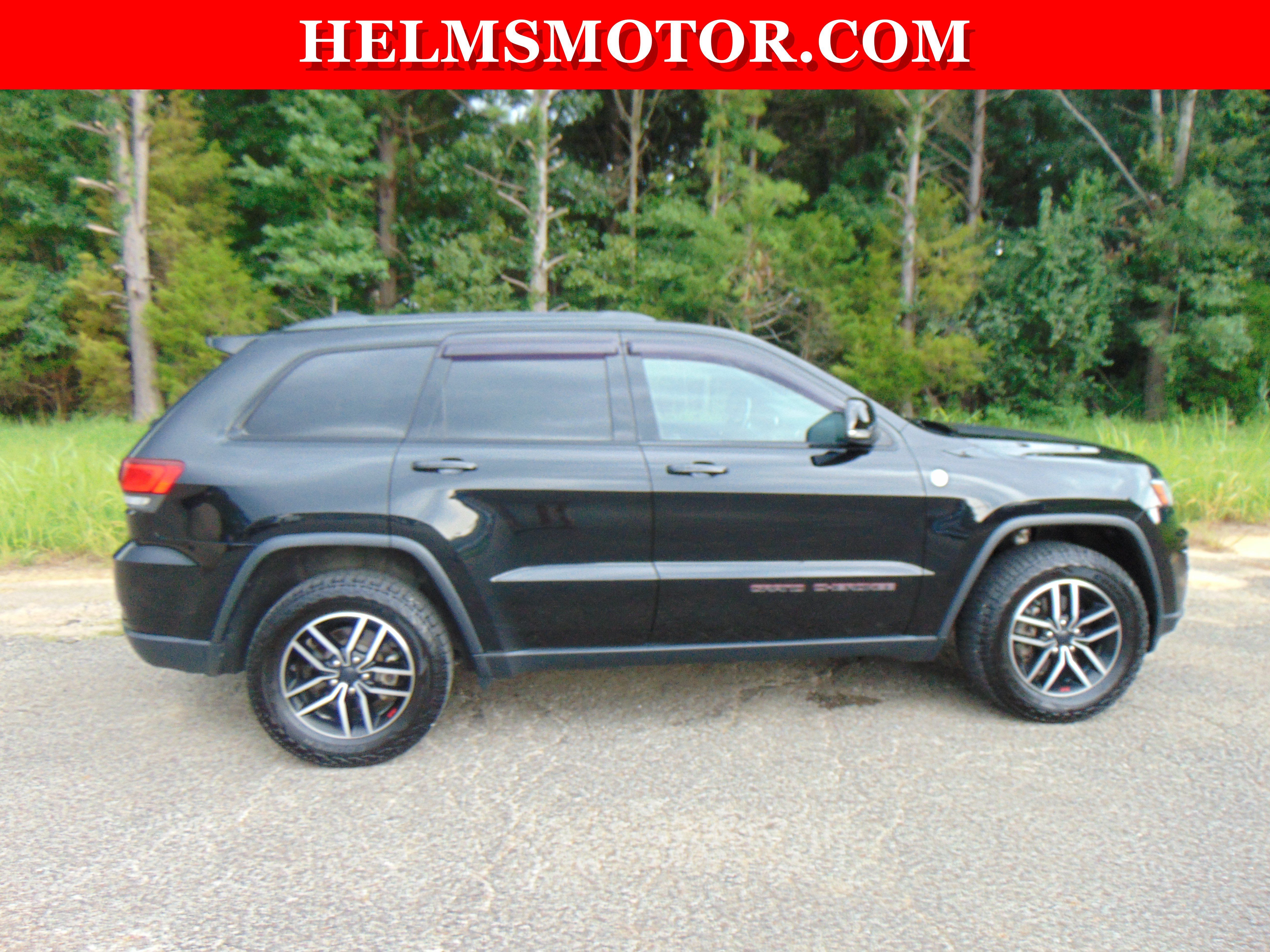 Certified 2020 Jeep Grand Cherokee Trailhawk AWD/4WD image 2