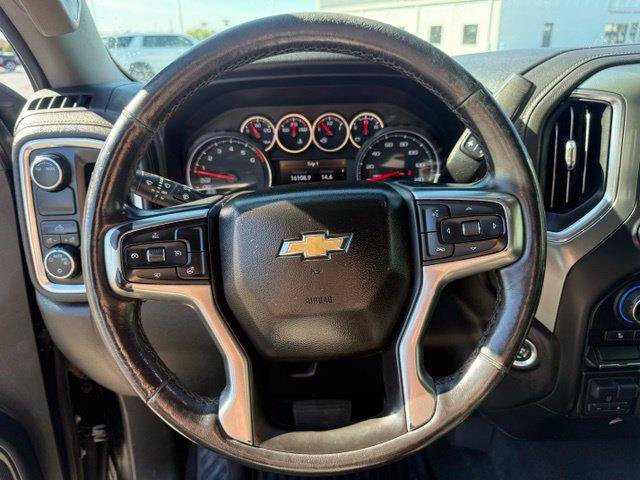 Used 2021 Chevrolet Silverado 1500 LT w/ Convenience Package II RWD image 9