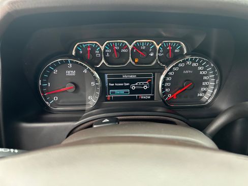 Used 2015 Chevrolet Tahoe LT w/ Luxury Package RWD image 12