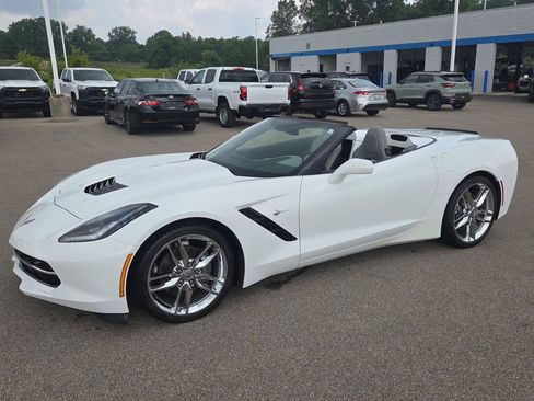 Used 2018 Chevrolet Corvette Stingray Convertible w/ 2LT Preferred Equipment Group RWD image 29