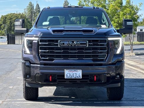 Used 2026 GMC Sierra 2500 AT4 w/ AT4 Premium Plus Package AWD/4WD image 9