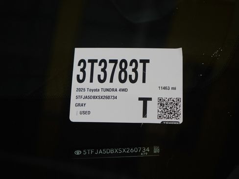 Used 2025 Toyota Tundra Limited image 27