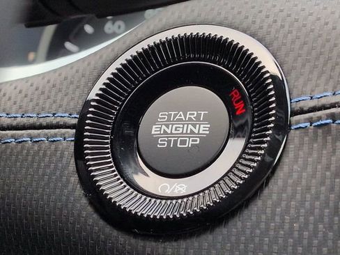 New 2026 Jeep Compass Latitude image 28