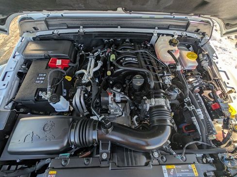 Used 2023 Jeep Wrangler Unlimited Rubicon w/ Steel Bumper Group image 28