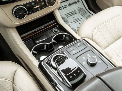 Used 2019 Mercedes-Benz GLS 450 4MATIC image 23