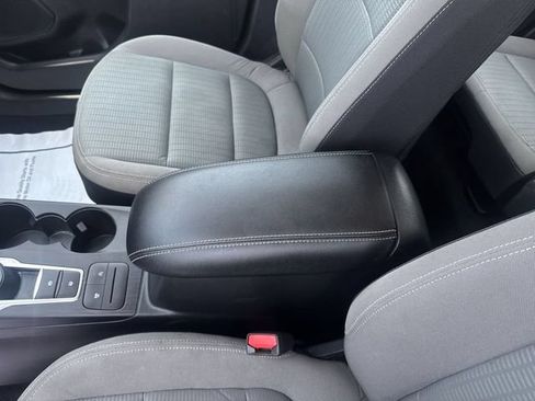 Used 2022 Ford Escape S FWD image 22