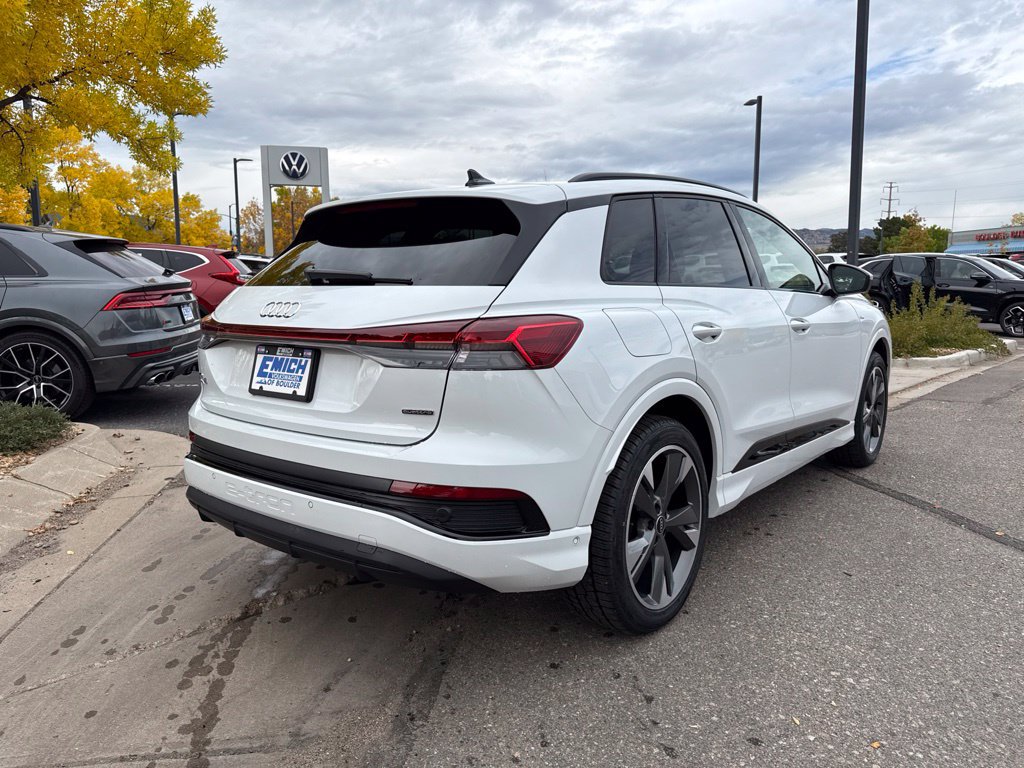 Used 2024 Audi Q4 e-tron Premium Plus w/ Premium Plus AWD/4WD image 5