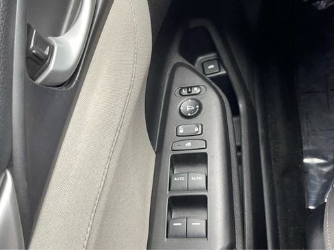 Used 2019 Honda Civic EX image 18