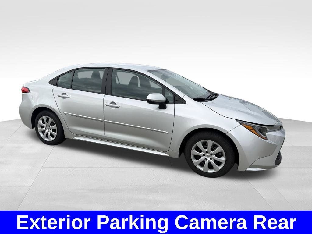 Used 2020 Toyota Corolla LE FWD image 8