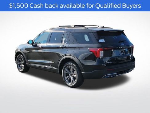 New 2026 Ford Explorer Active w/ Active Comfort Package image 6