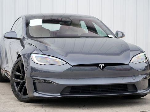 Used 2022 Tesla Model S image 4