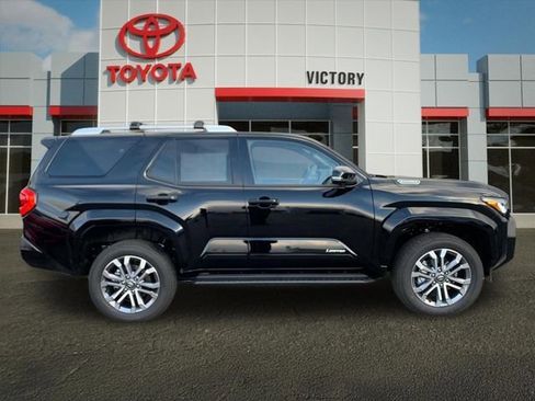 New 2026 Toyota 4Runner Limited AWD/4WD image 2