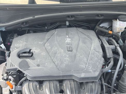 Used 2025 Kia Sportage LX FWD image 28
