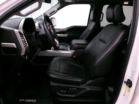 Used 2015 Ford F150 Lariat image 9