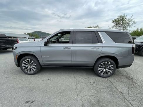 New 2026 Chevrolet Tahoe High Country AWD/4WD image 4