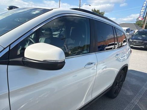 Used 2022 Honda Pilot Special Edition image 4